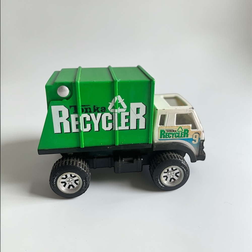 Tonka Recycler Truck Vintage Garbage Recycling Truck